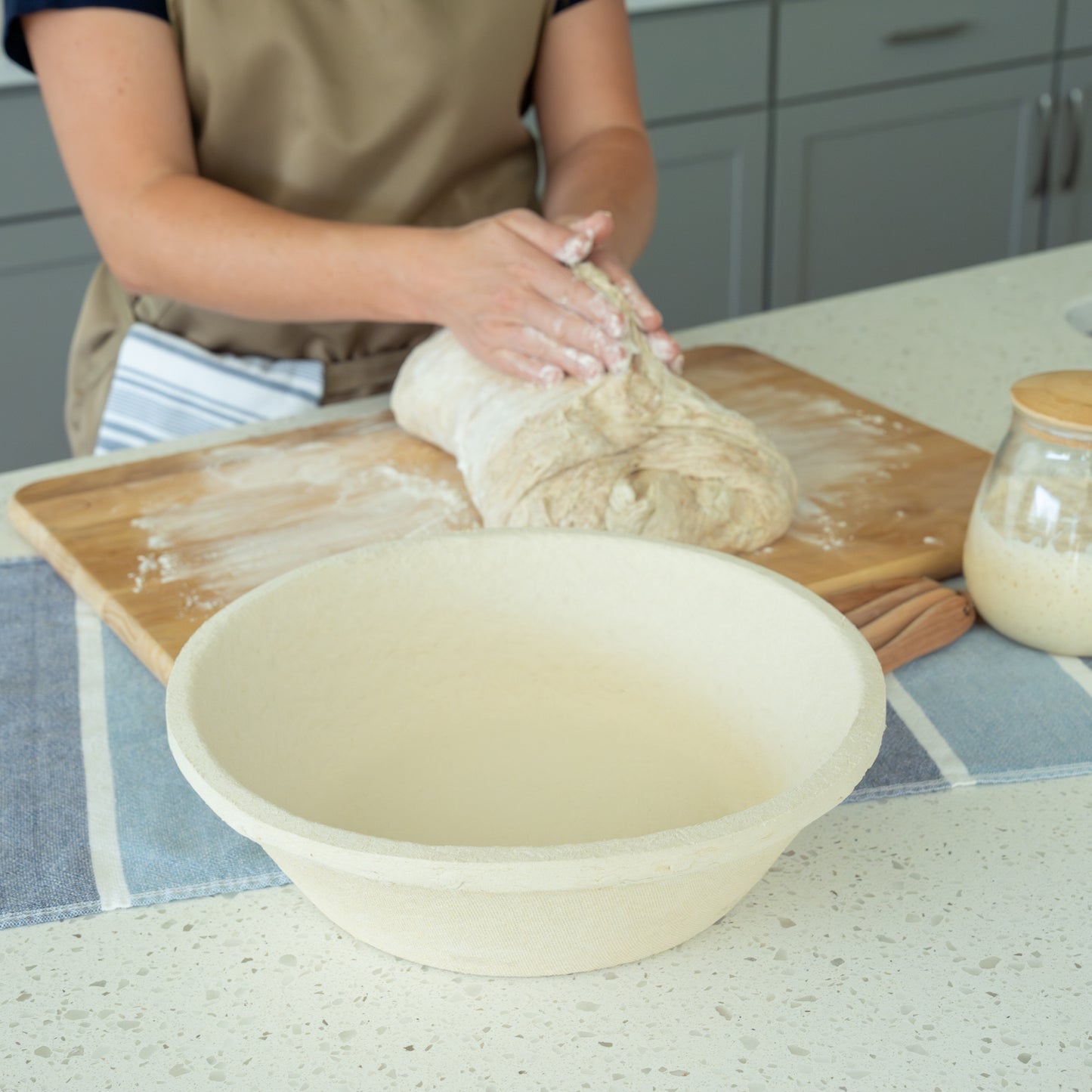 XL Round 2kg Smooth Banneton for Miche Bread